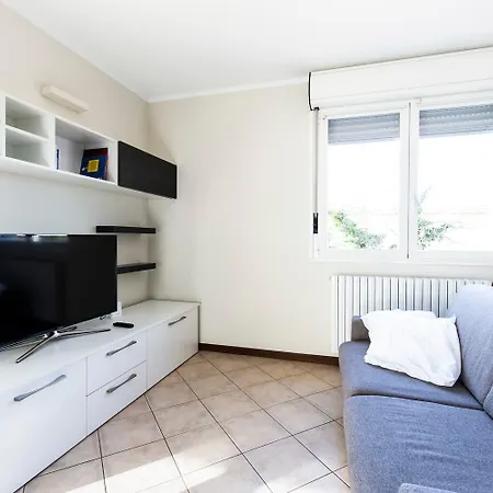 Lägenhet Legnano 20 *